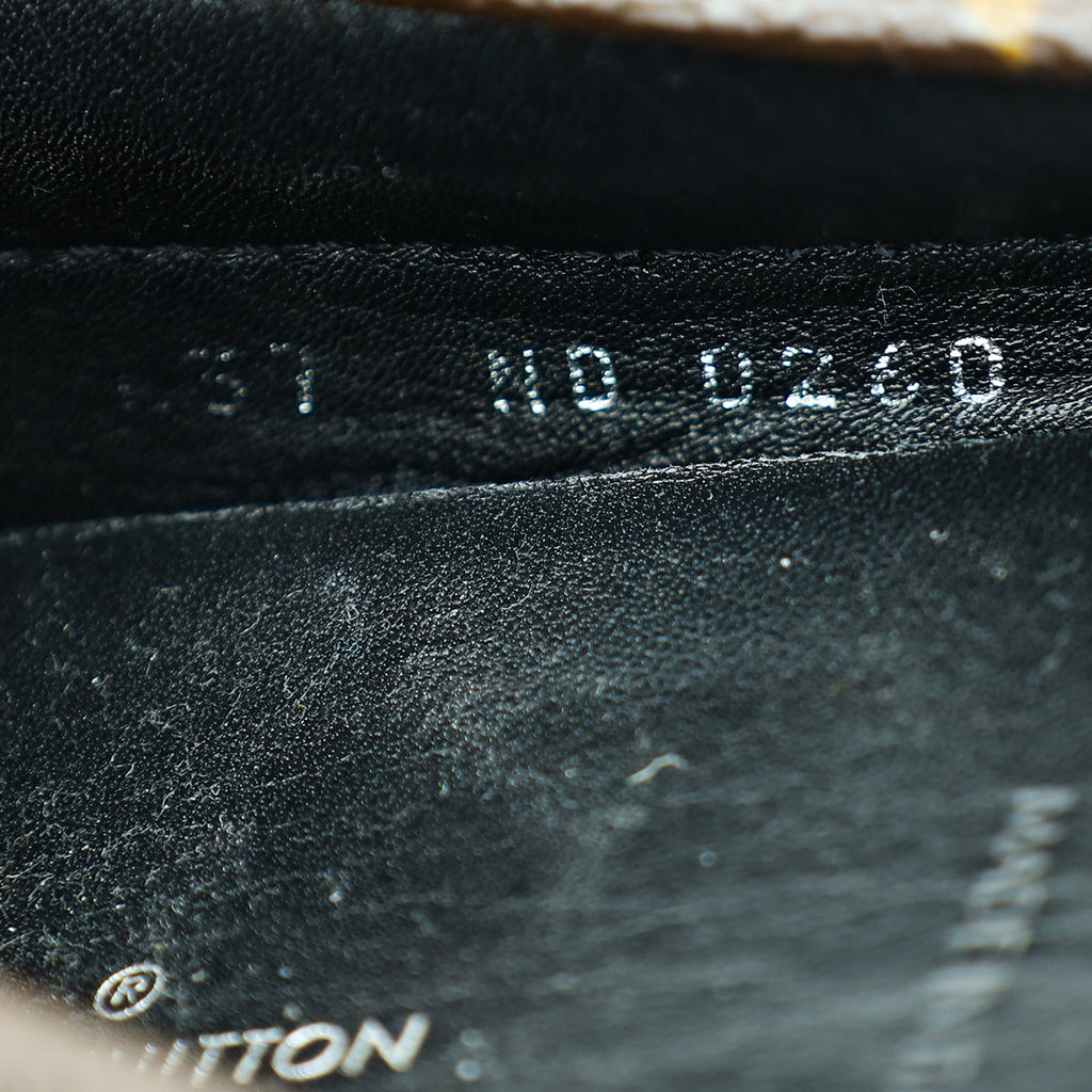 Louis Vuitton Monogram Gloria Flat Loafers 37