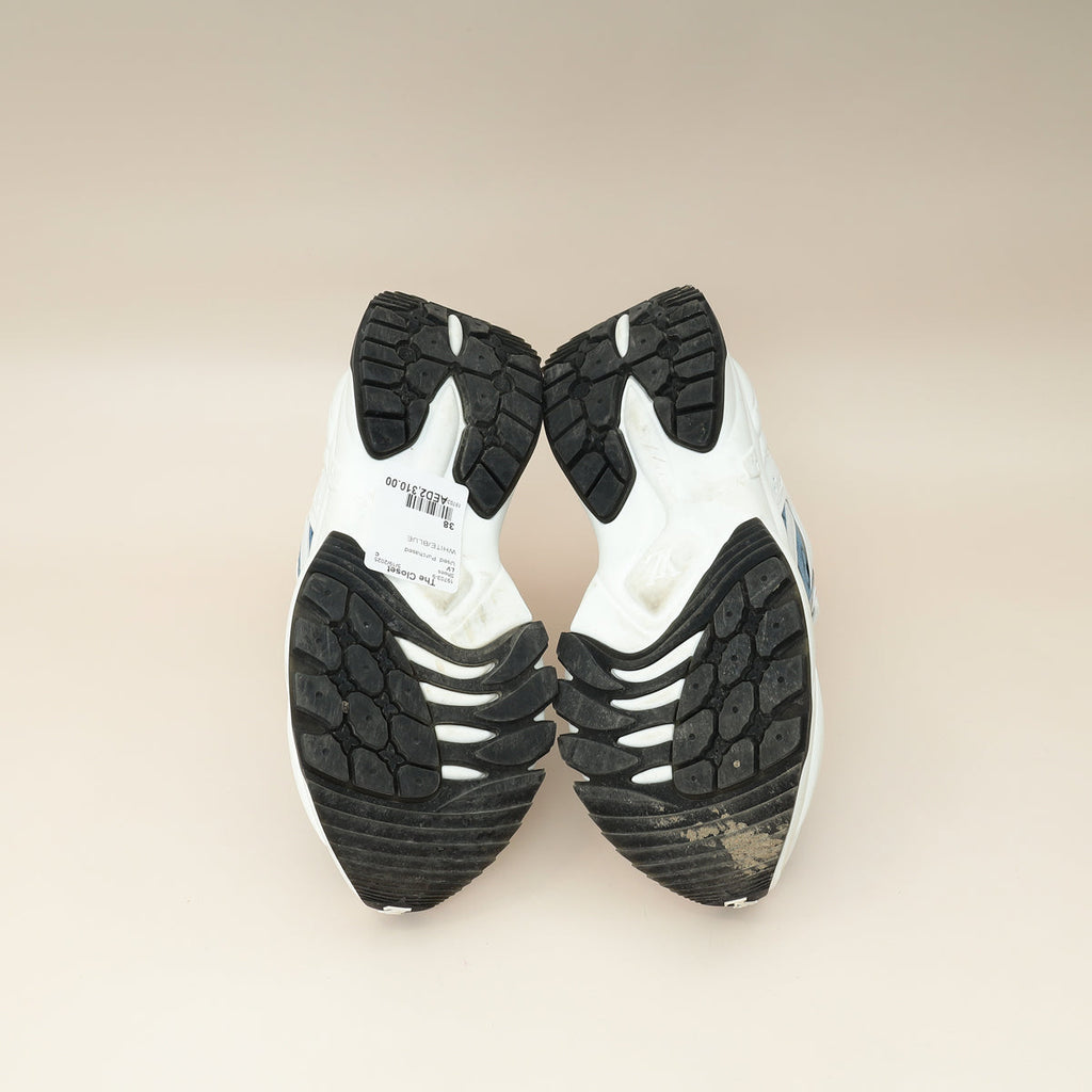 Louis Vuitton Bicolor Monogram Denim Run 55 Sneaker 38