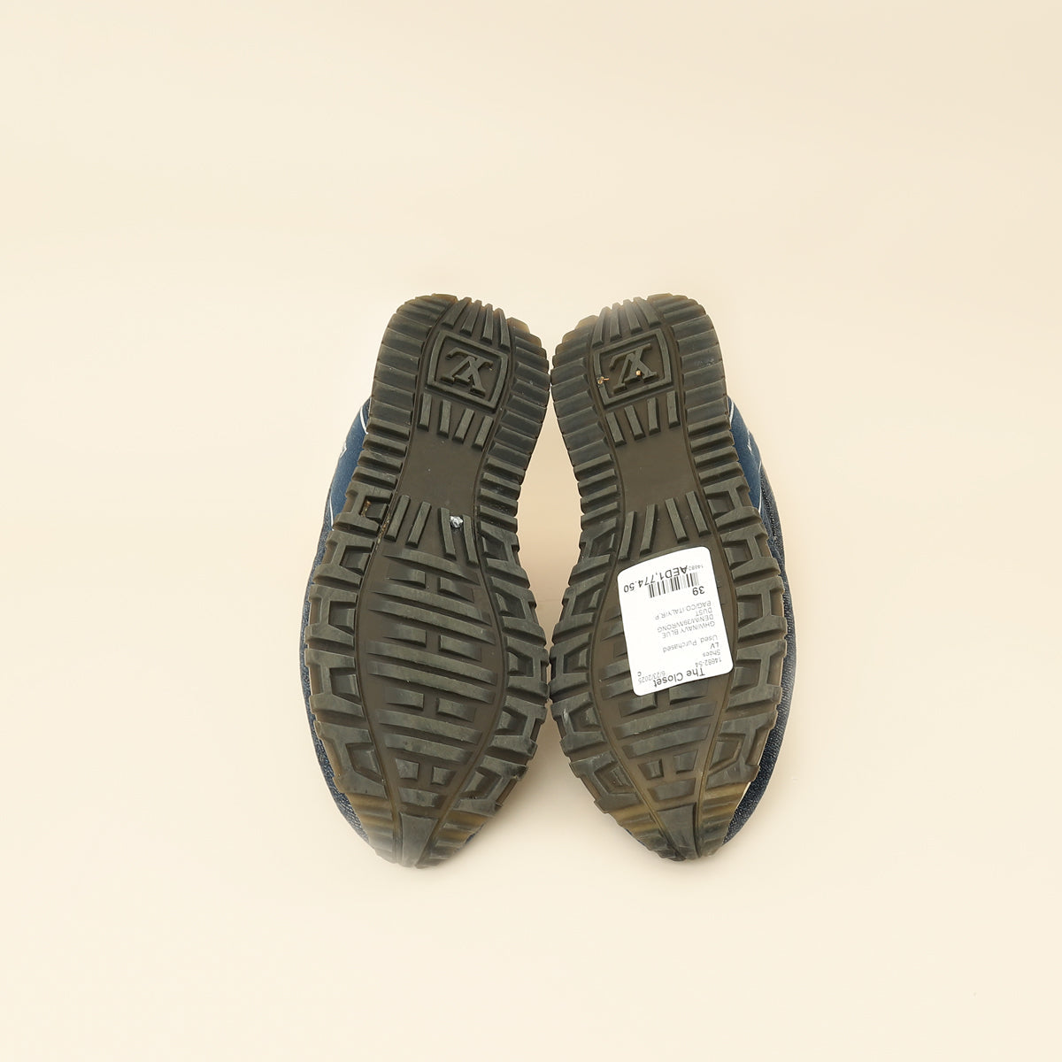 Louis Vuitton Navy Blue Monogram Denim Run Away Sneaker 39