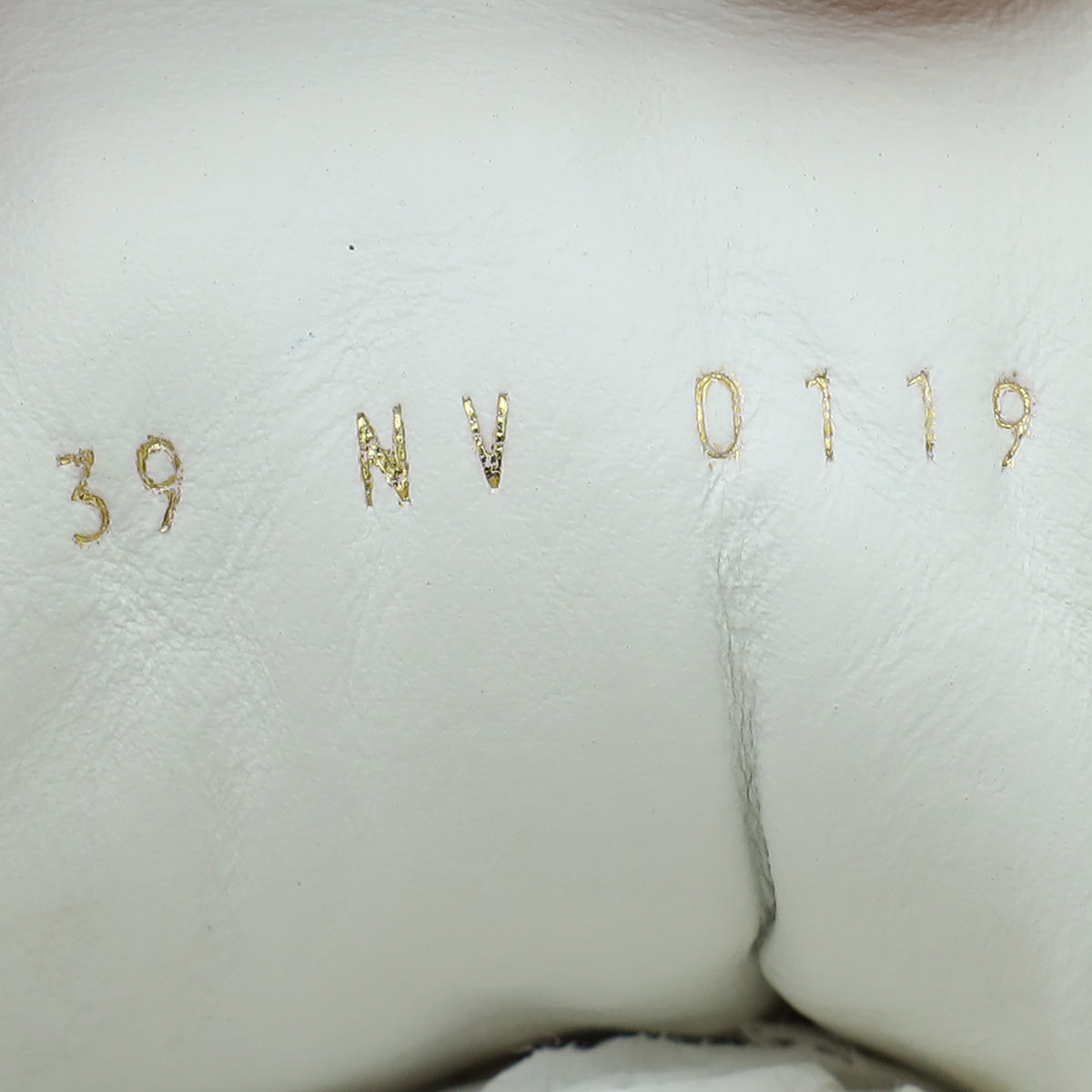 Louis Vuitton Monogram Denim Bicolor Run Away Sneaker 39