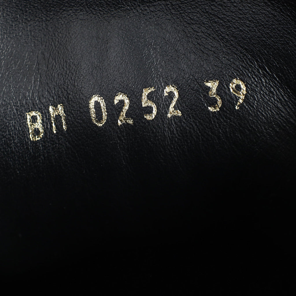 Louis Vuitton Monogram Black Run Away Sneaker 39