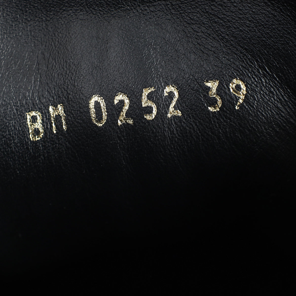 Louis Vuitton Monogram Black Run Away Sneaker 39