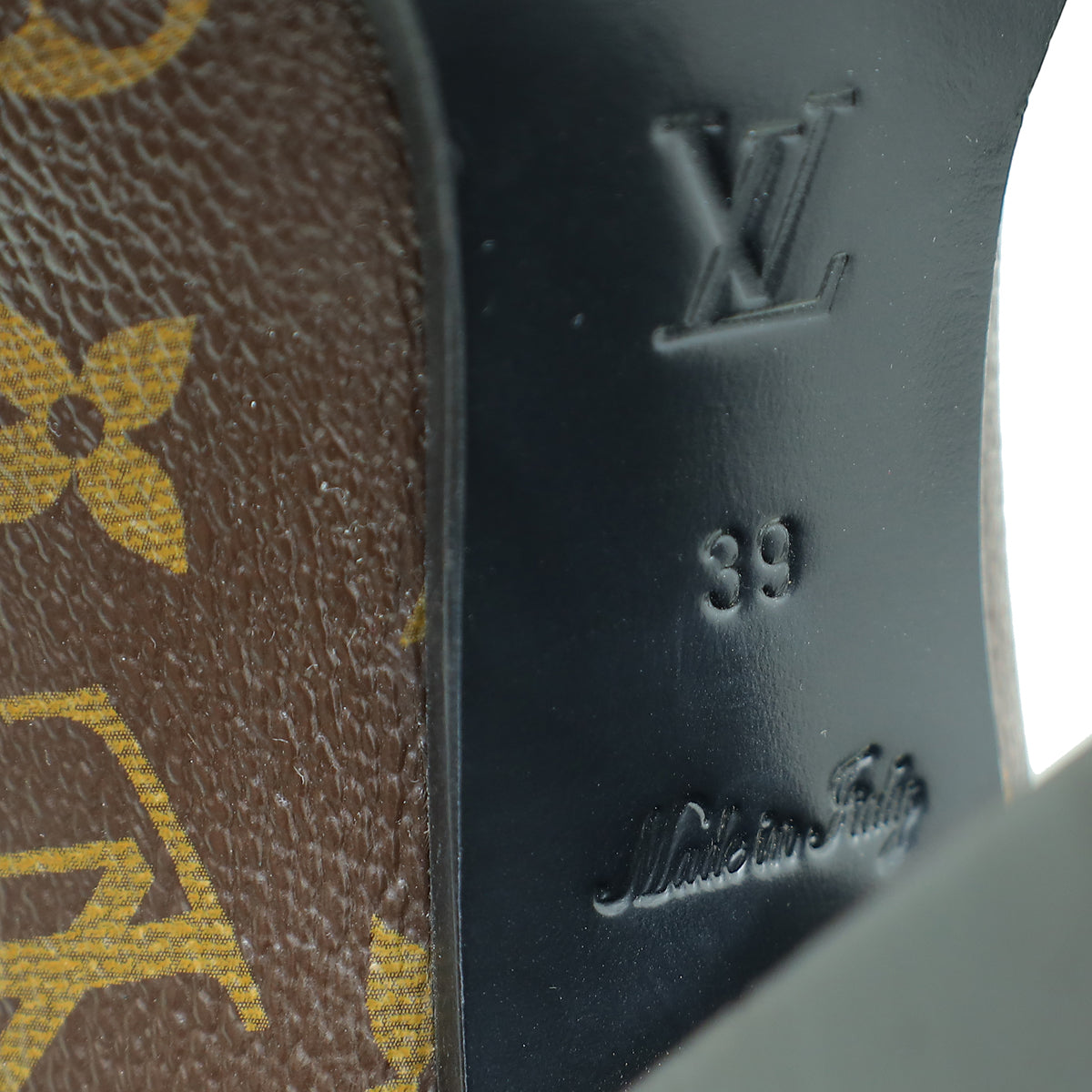 Louis Vuitton Monogram Beaubourg Ankle Boots 39