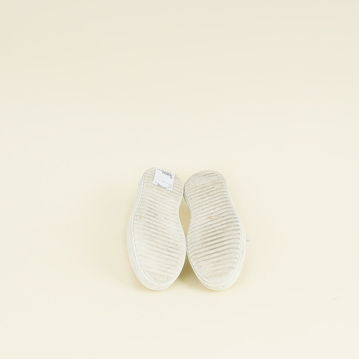 Louis Vuitton White Monogram Embossed Time Out Sneaker 40
