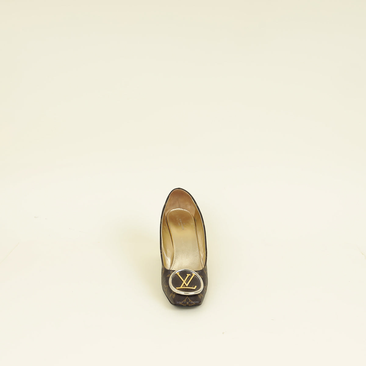 Louis Vuitton Monogram Madeleine Pump 40