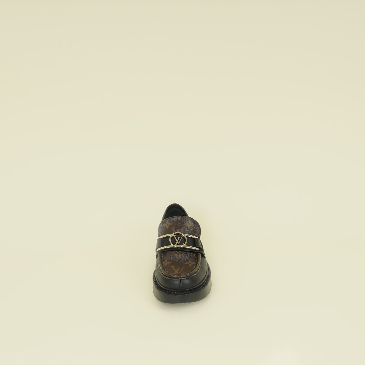 Louis Vuitton Monogram Black Academy Loafer 38.5