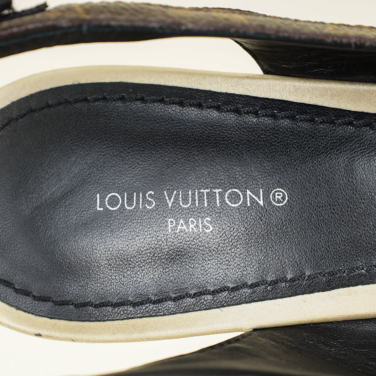 Louis Vuitton Bicolor Archlight Slingback Pump 39