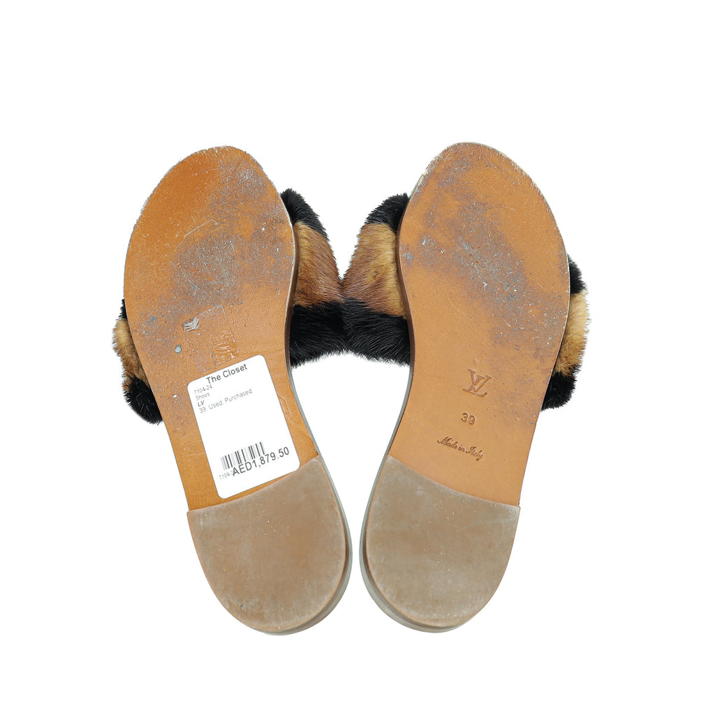 Louis Vuitton Bicolor Lock It Mink Fur Flat Sandal 39