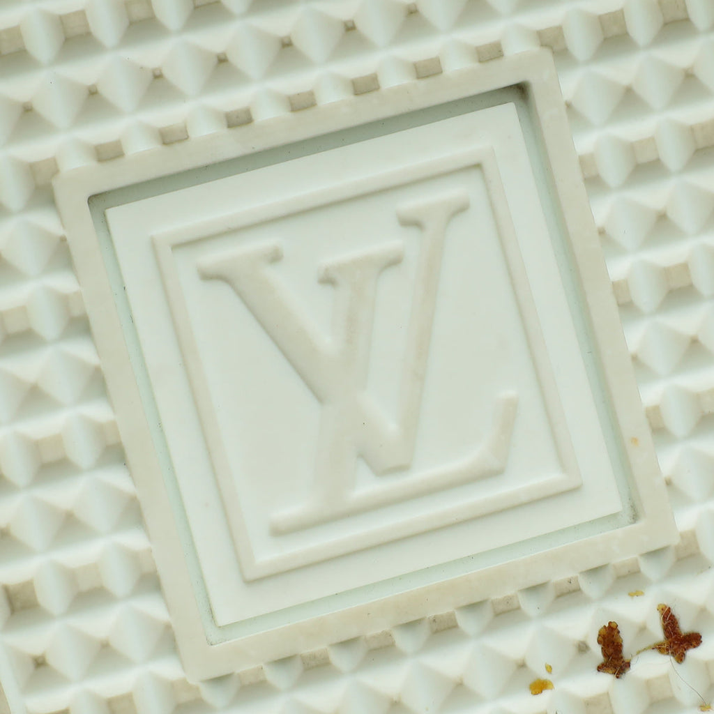 Louis Vuitton White Frontrow V Sneakers 40