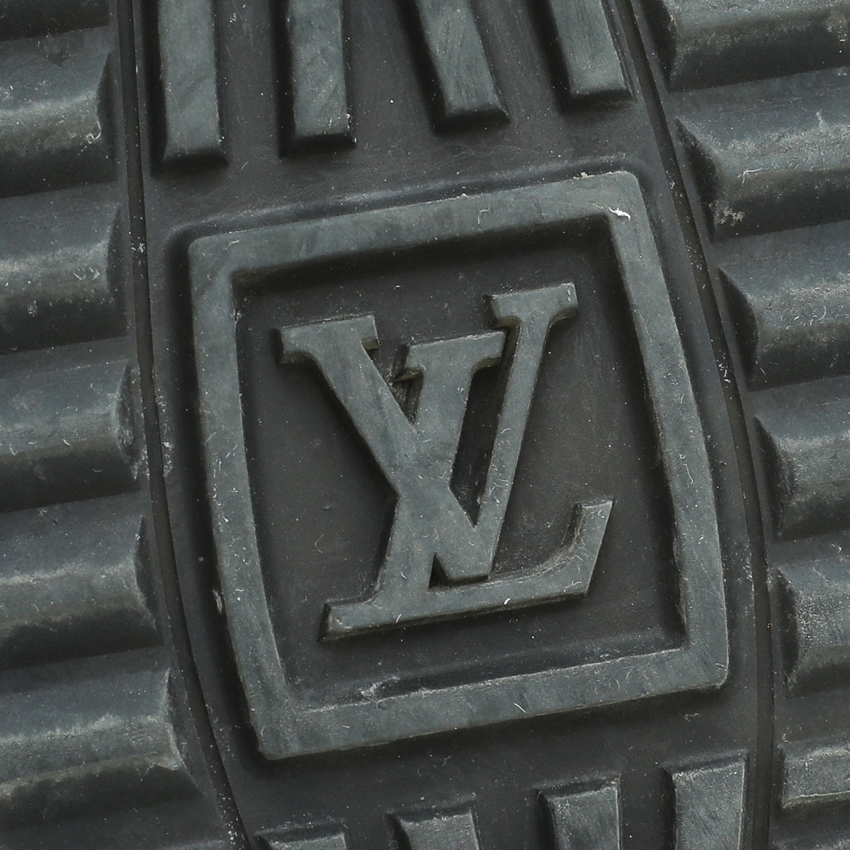 Louis Vuitton White Monogram Reverse Run Away Sneakers 36.5