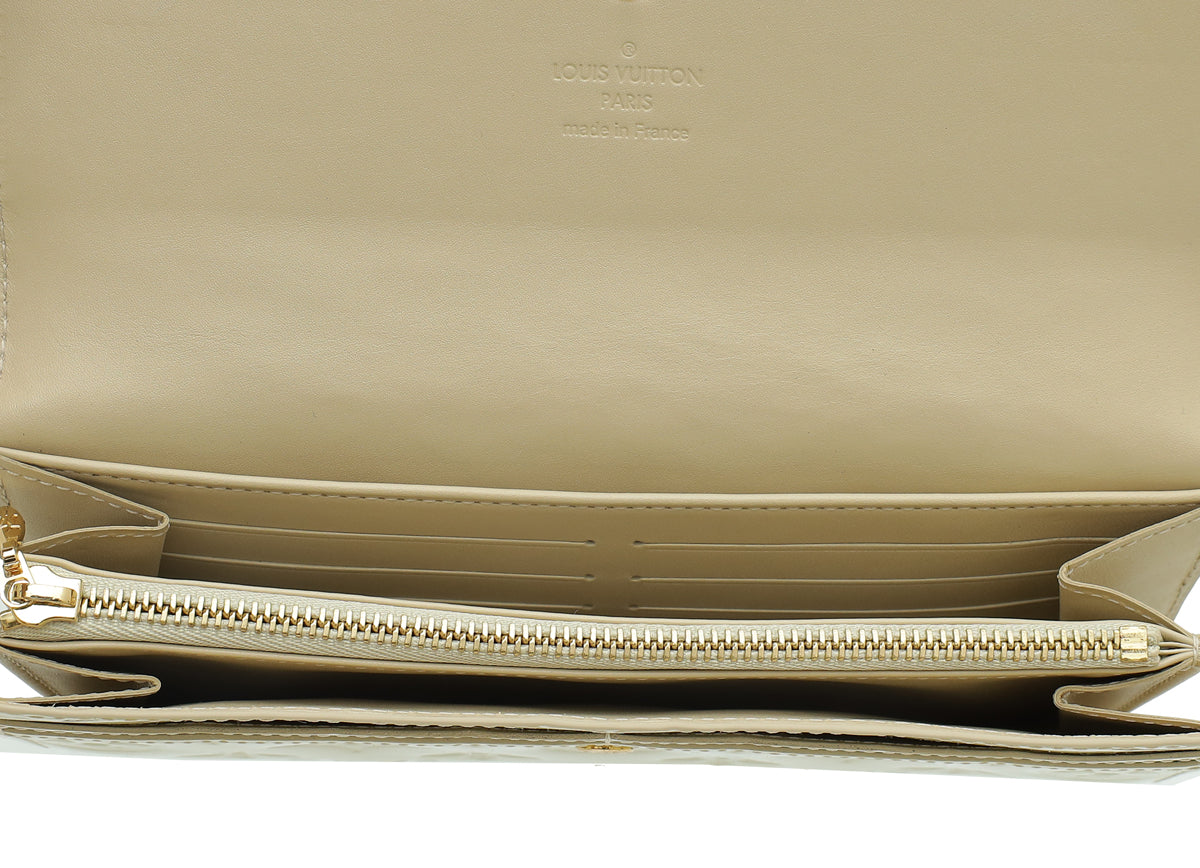Louis Vuitton Blanc Corail Monogram Vernis Sarah Wallet