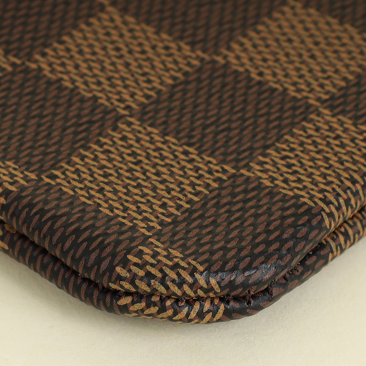 Louis Vuitton Damier Key Pouch
