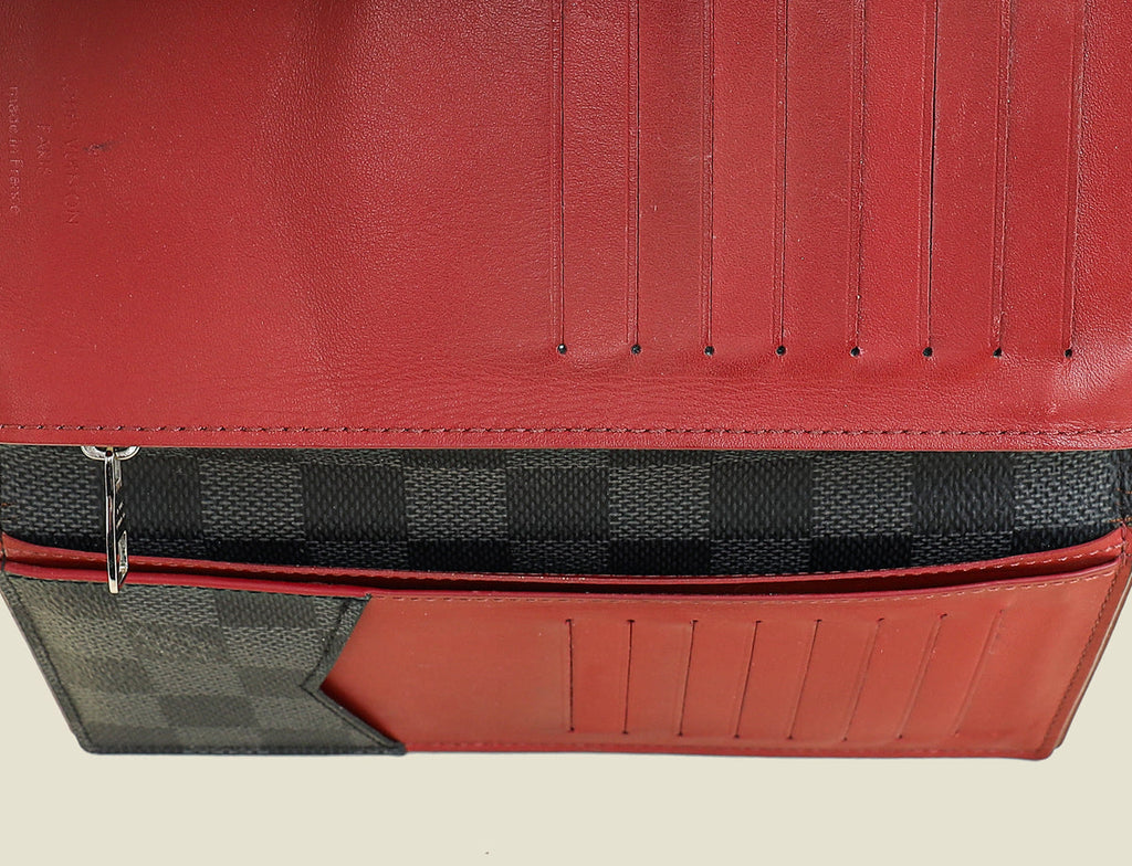 Louis Vuitton Damier Graphite Brazza Wallet
