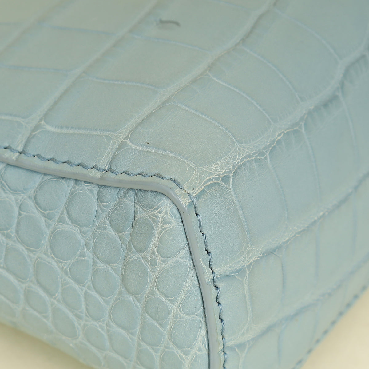 Loro Piana Cloud Blue Alligator Extra Pocket L14