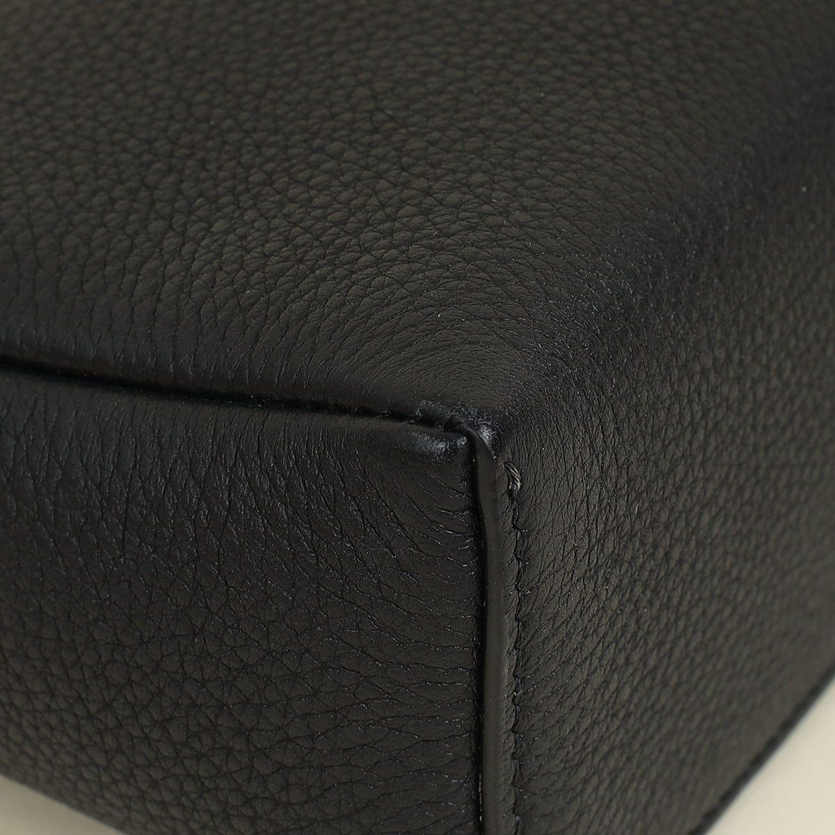 Loro Piana Black Extra Pocket L 19
