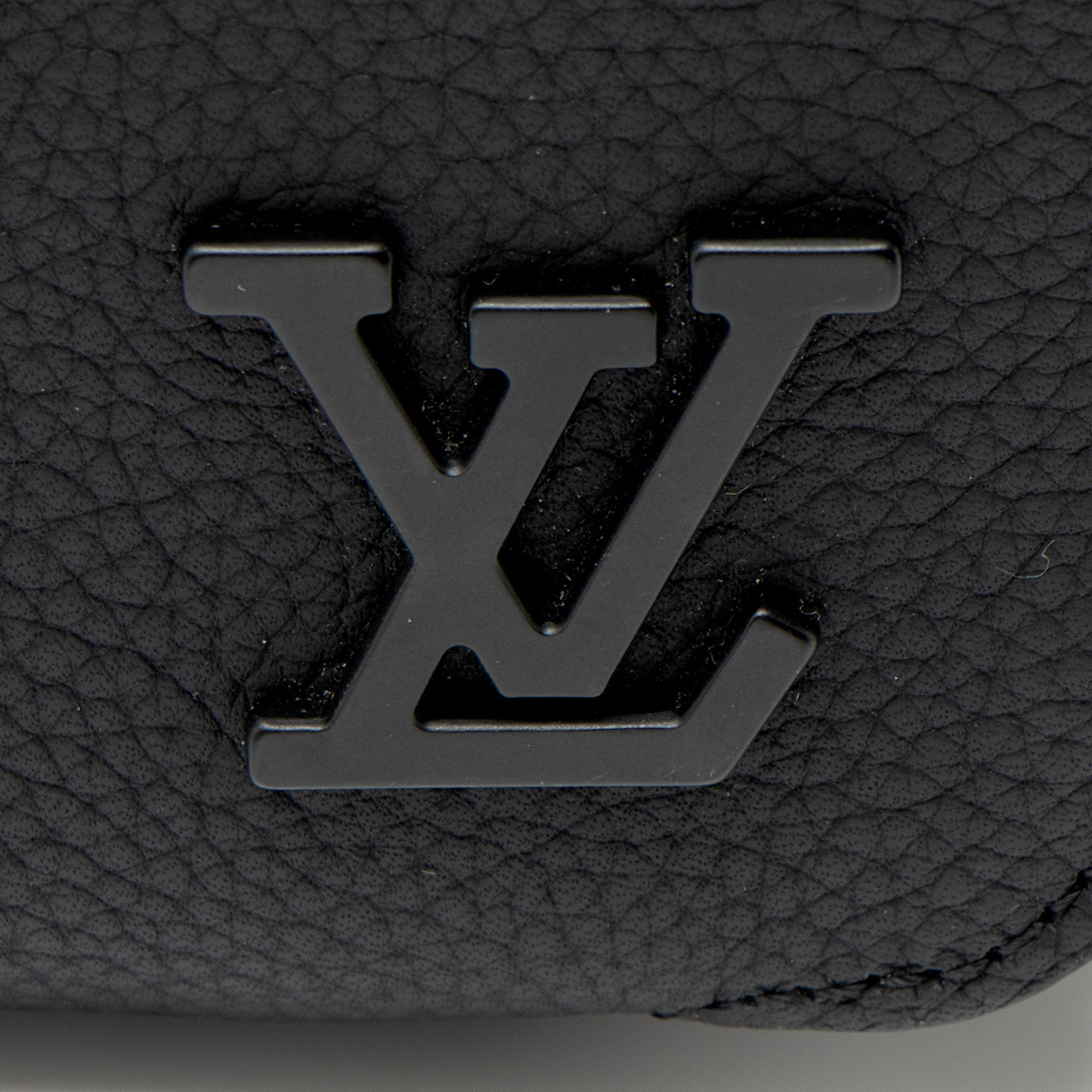 Louis Vuitton Calfskin Aerogram Alpha Wearable Wallet
