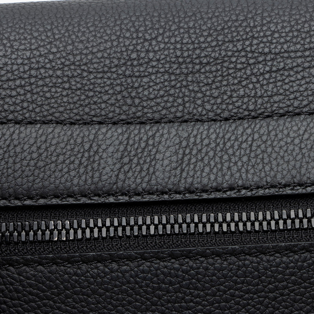 Louis Vuitton Calfskin Aerogram Takeoff Messenger
