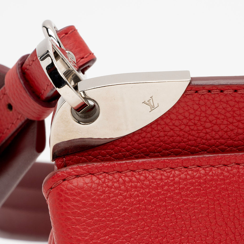 Louis Vuitton Calfskin Astrid Top Handle (SHF-HrDxQE)