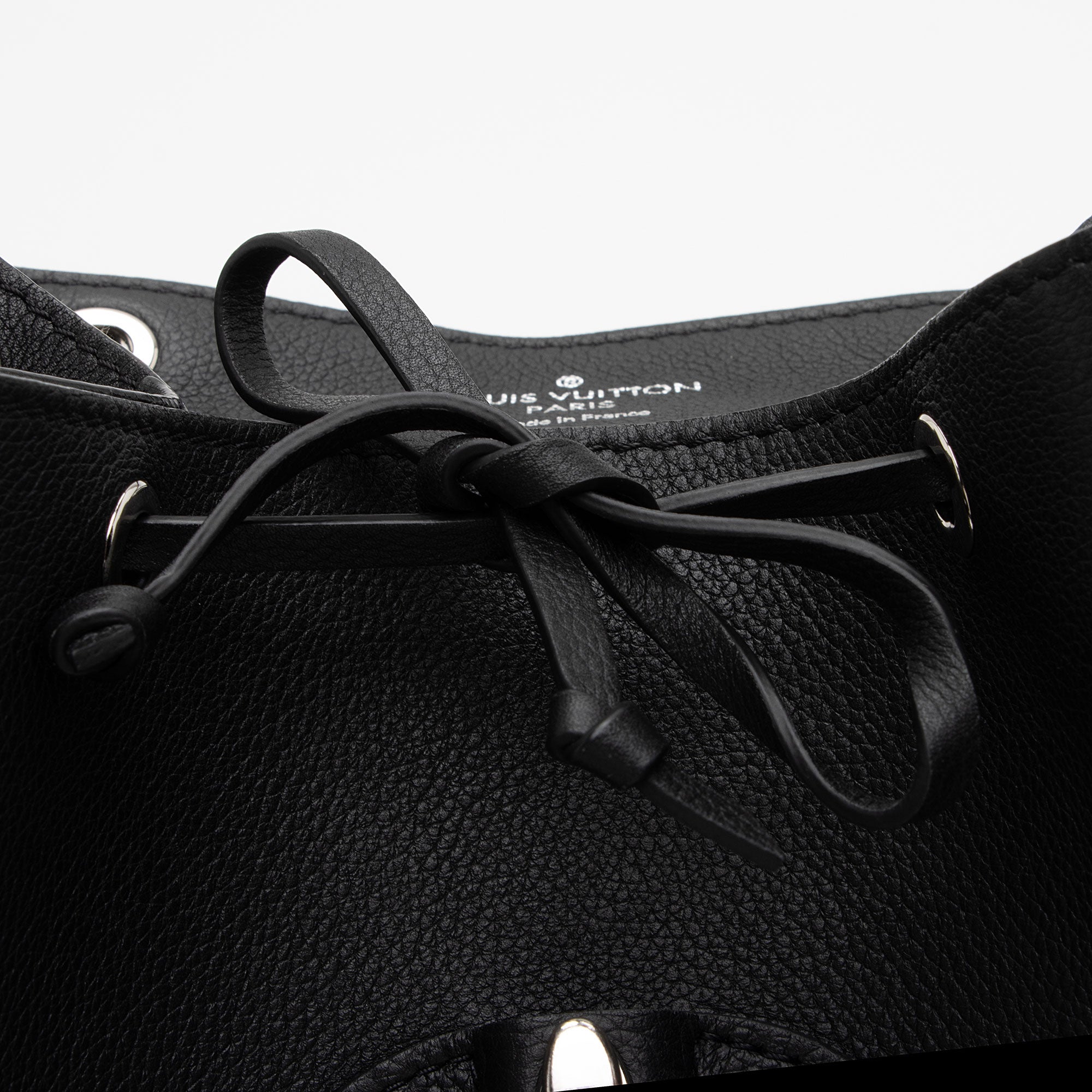 Louis Vuitton Calfskin Lockme Backpack (SHF-zVEB4r)