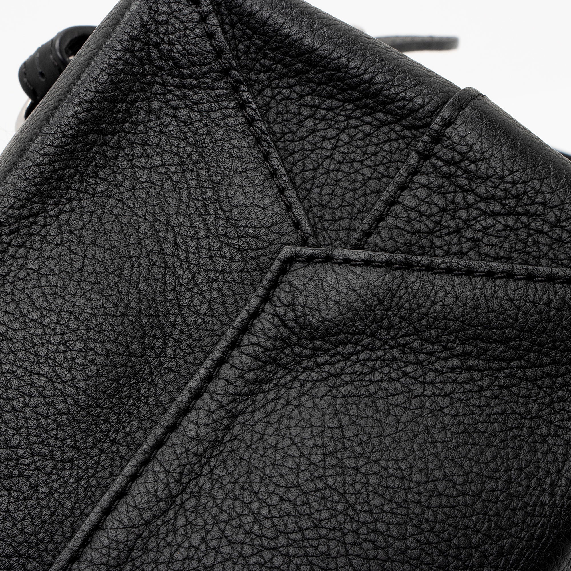 Louis Vuitton Calfskin Lockme Backpack (SHF-3k75Or)
