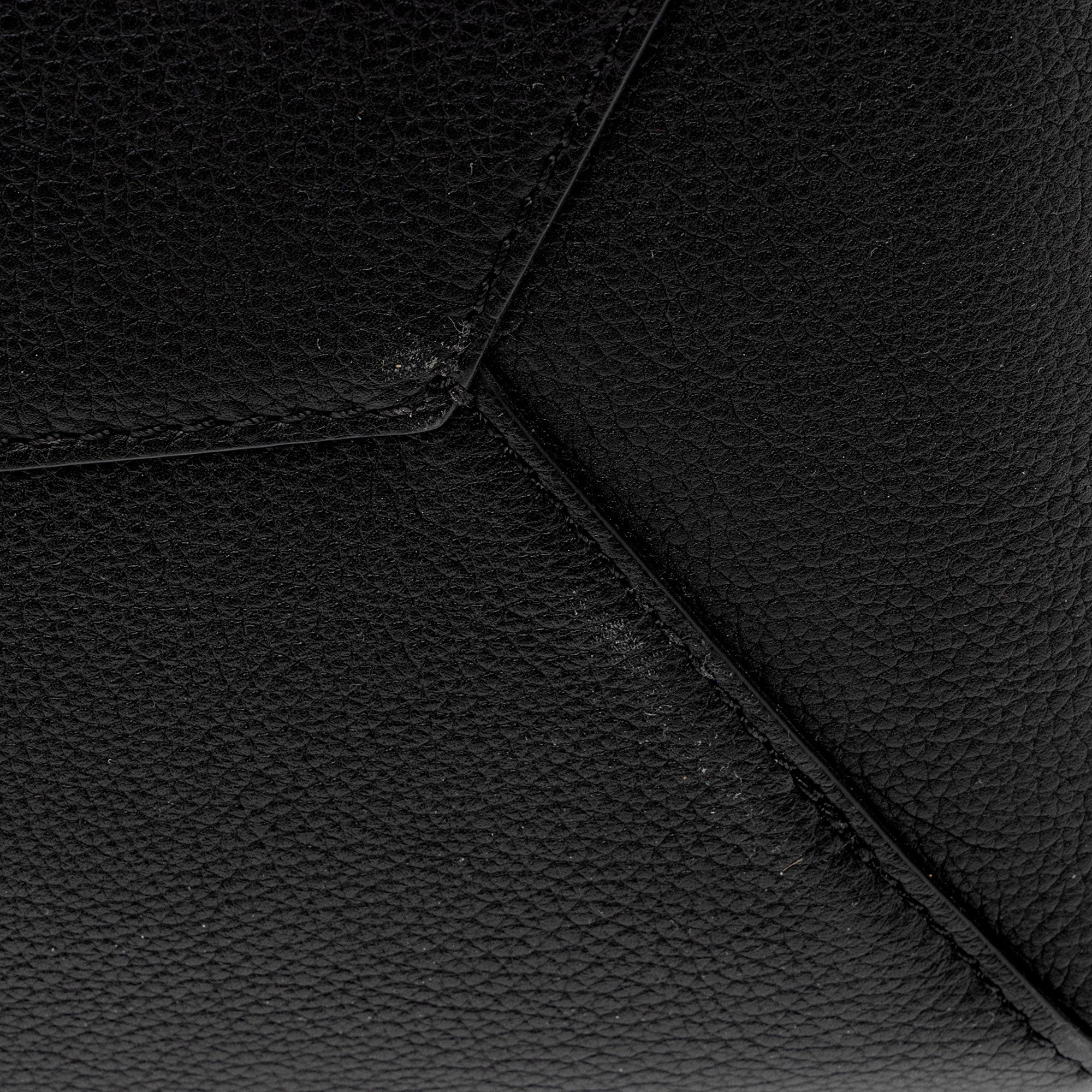 Louis Vuitton Calfskin Lockme Cabas Tote (SHF-UGxtjx)