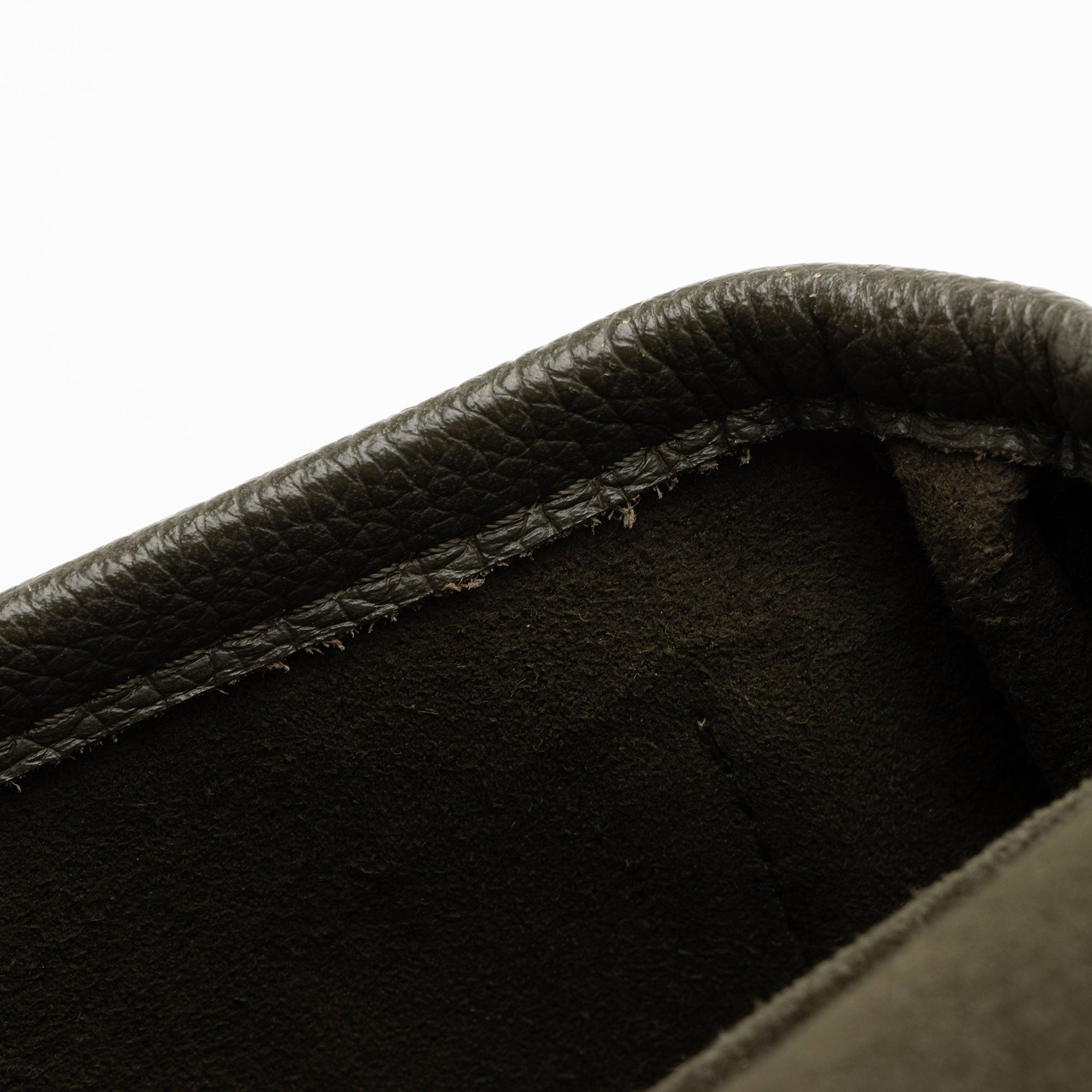 Louis Vuitton Calfskin Lockme Chain PM Shoulder Bag (SHF-eIRFSs)