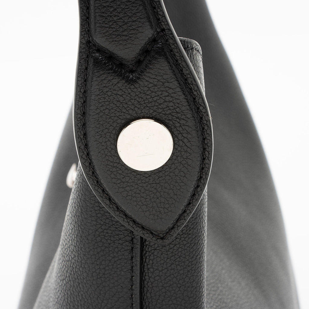 Louis Vuitton Calfskin Lockme Hobo (SHF-7tQkNs)
