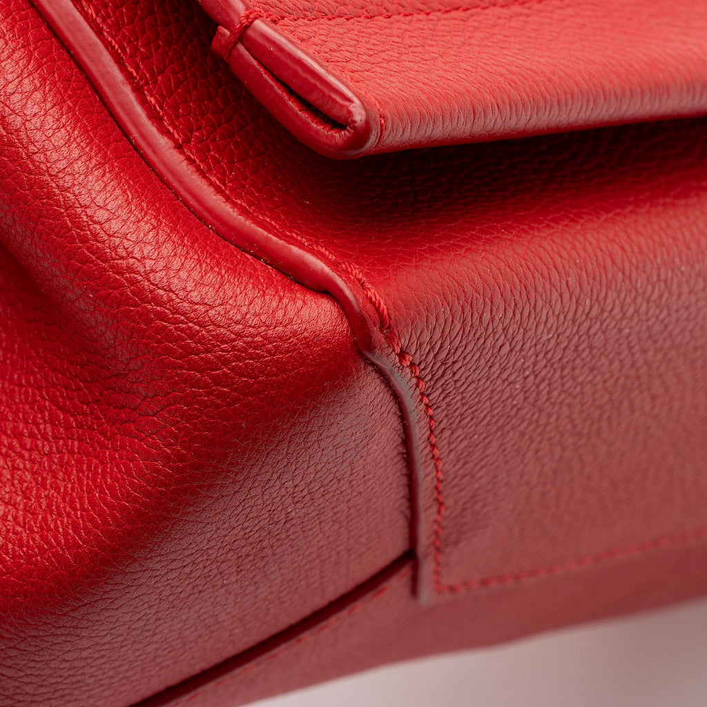 Louis Vuitton Calfskin Lockme II BB Shoulder Bag (SHF-LWCQaA)