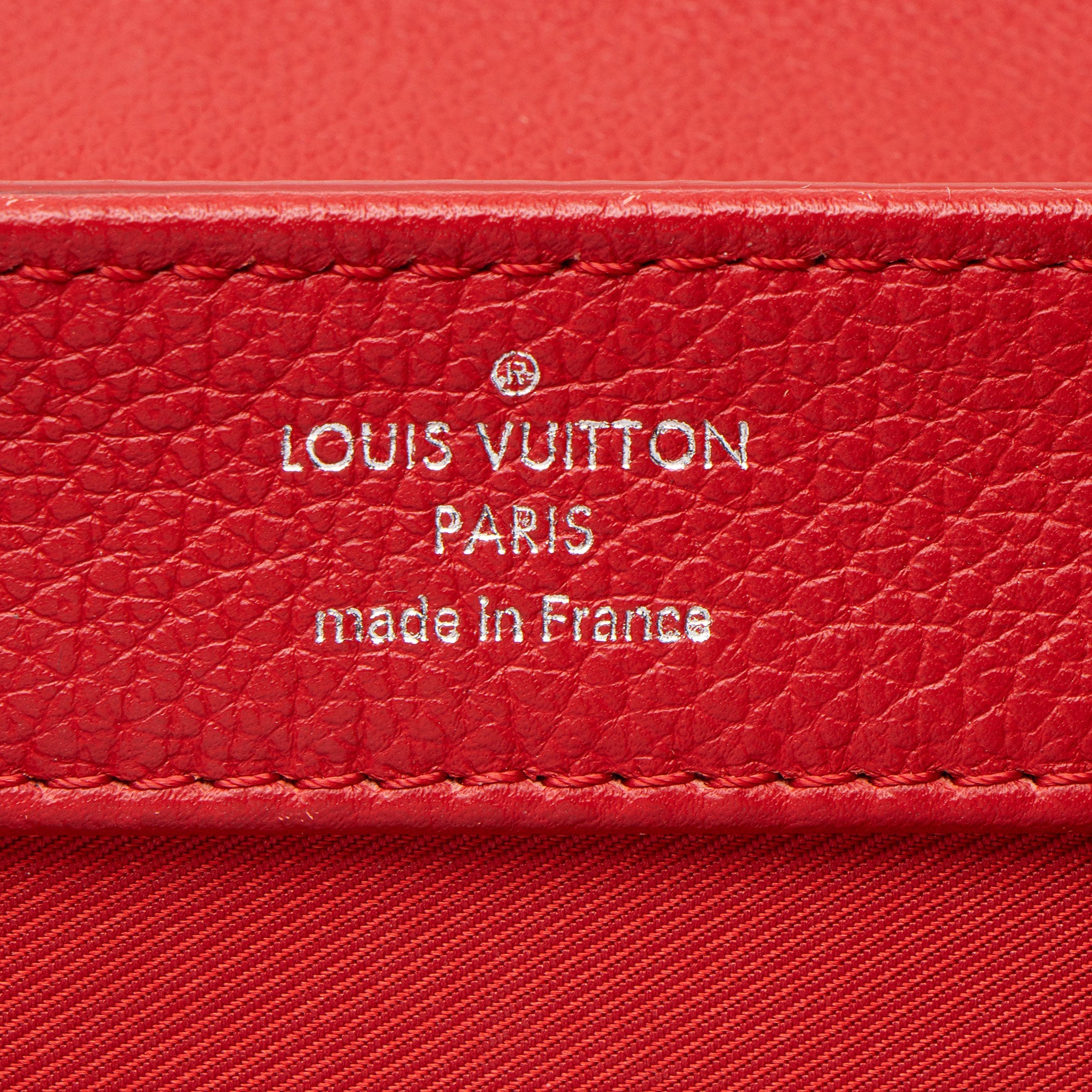 Louis Vuitton Calfskin Lockme II BB Shoulder Bag