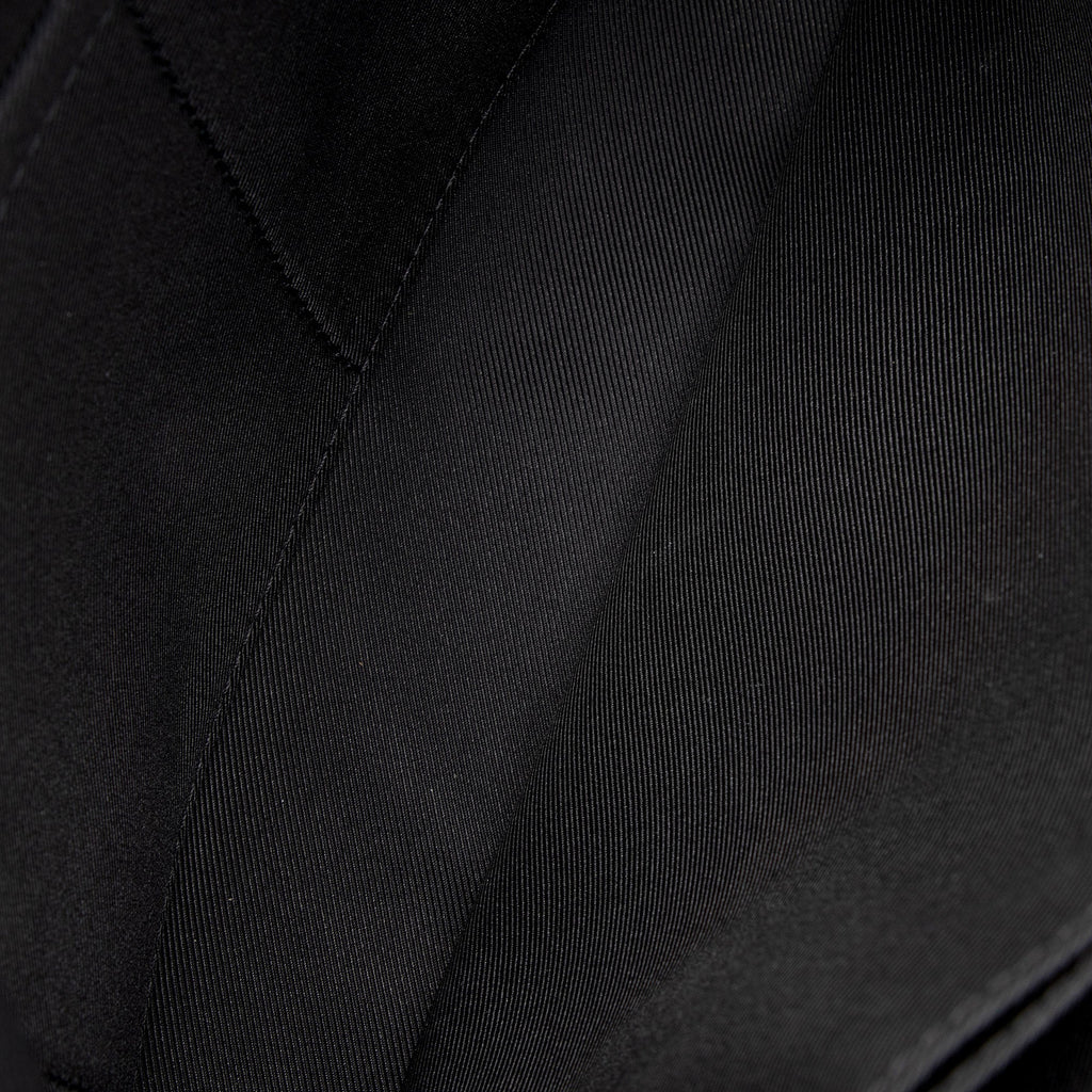 Louis Vuitton Calfskin Lockme II Satchel (SHF-Dcfekl)