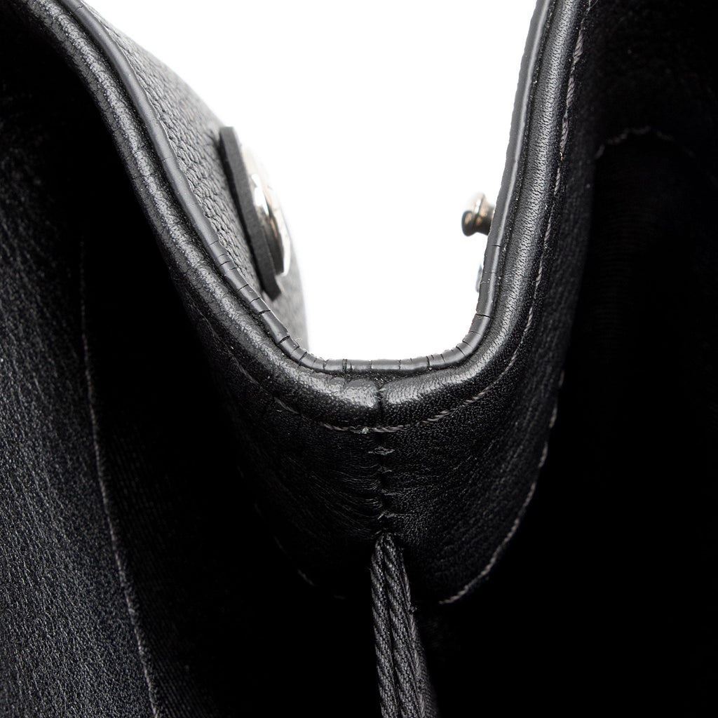Louis Vuitton Calfskin Lockme II Satchel (SHF-Dcfekl)