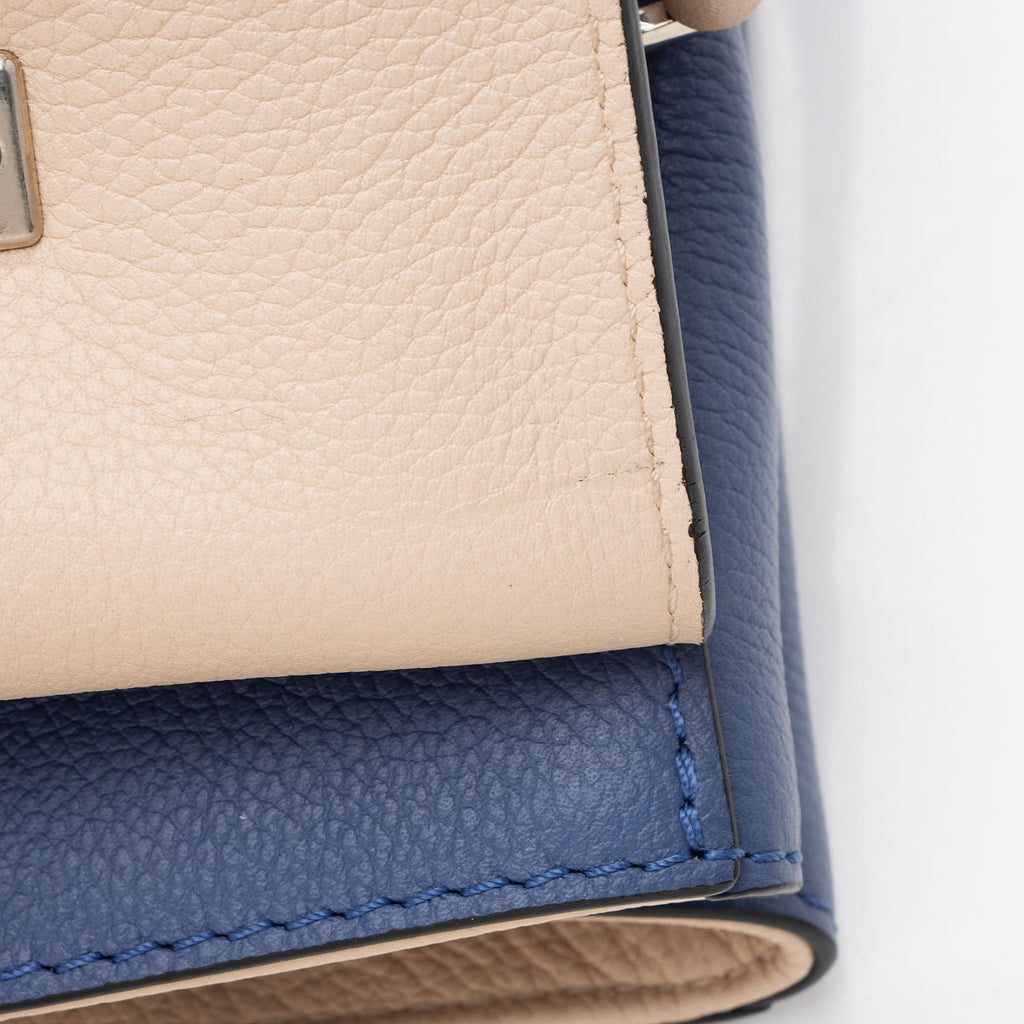 Louis Vuitton Calfskin Lockme II Satchel (SHF-SVCsUl)