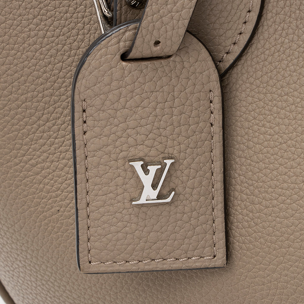 Louis Vuitton Veau Nuage Calfskin Milla MM Tote - FINAL SALE (SHF-19070)