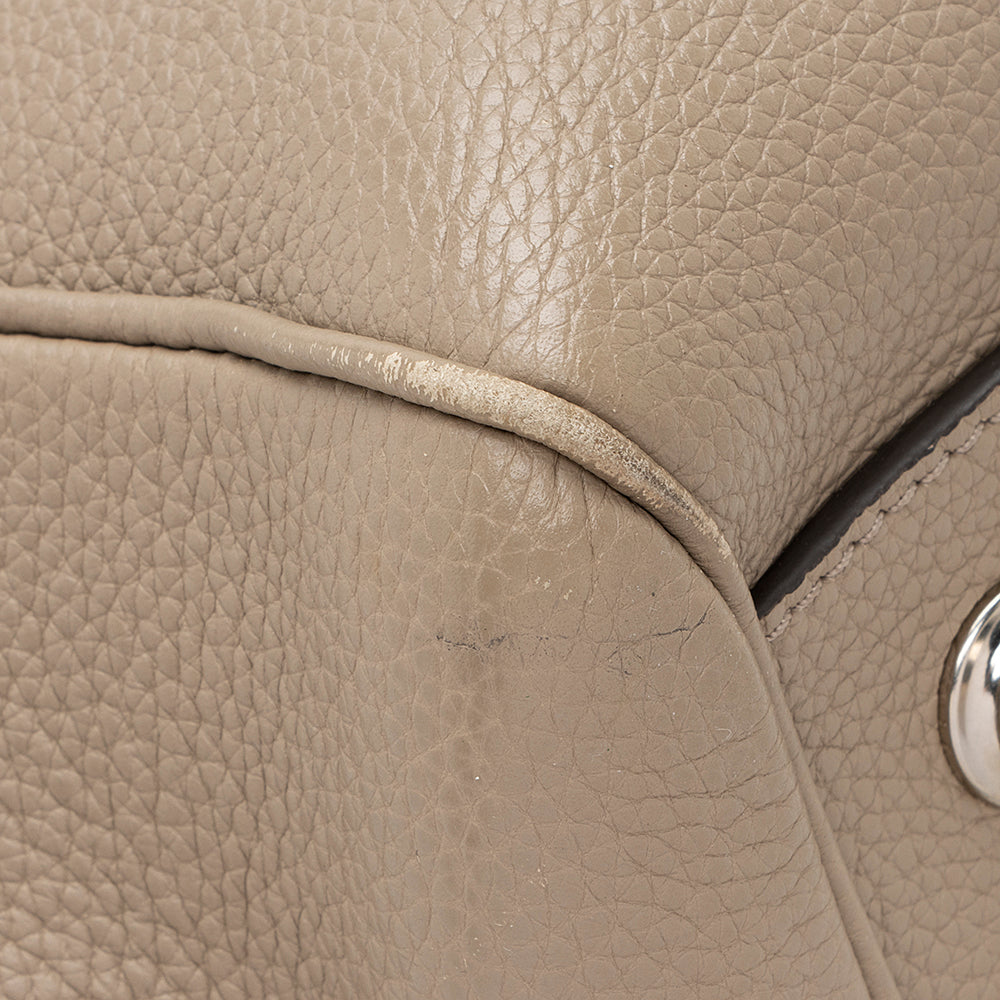 Louis Vuitton Veau Nuage Calfskin Milla MM Tote - FINAL SALE (SHF-19070)