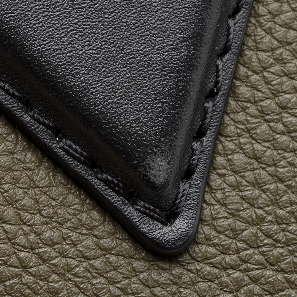Louis Vuitton Calfskin Monogram Canvas On My Side MM Tote (SHF-21612)