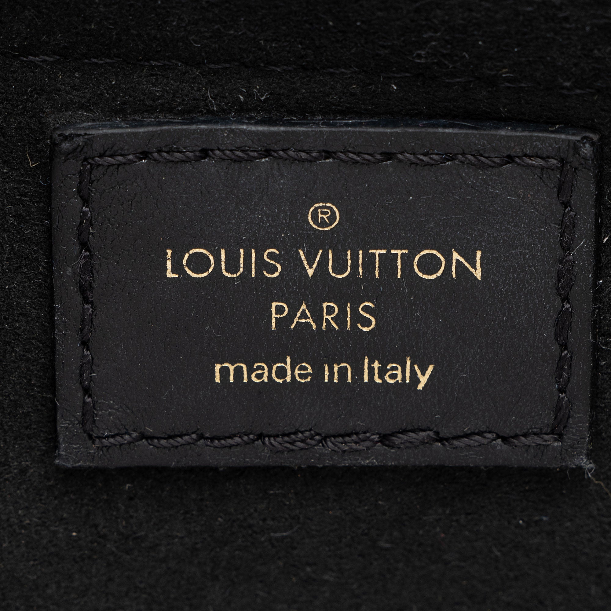 Louis Vuitton Calfskin New Wave Chain MM Shoulder Bag