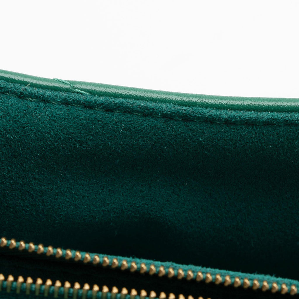 Louis Vuitton Calfskin New Wave GM Chain Bag (SHF-REaIr8)