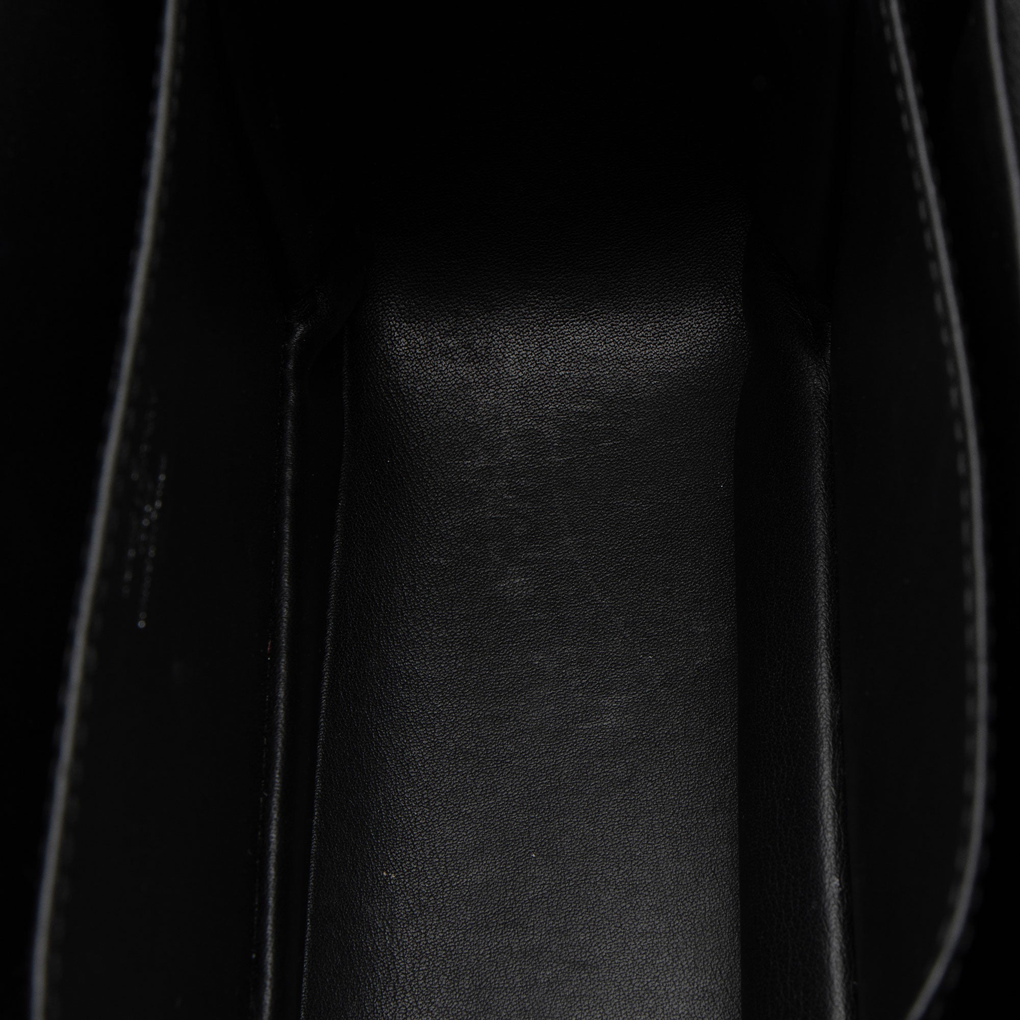 Louis Vuitton Calfskin Vivienne NM Shoulder Bag