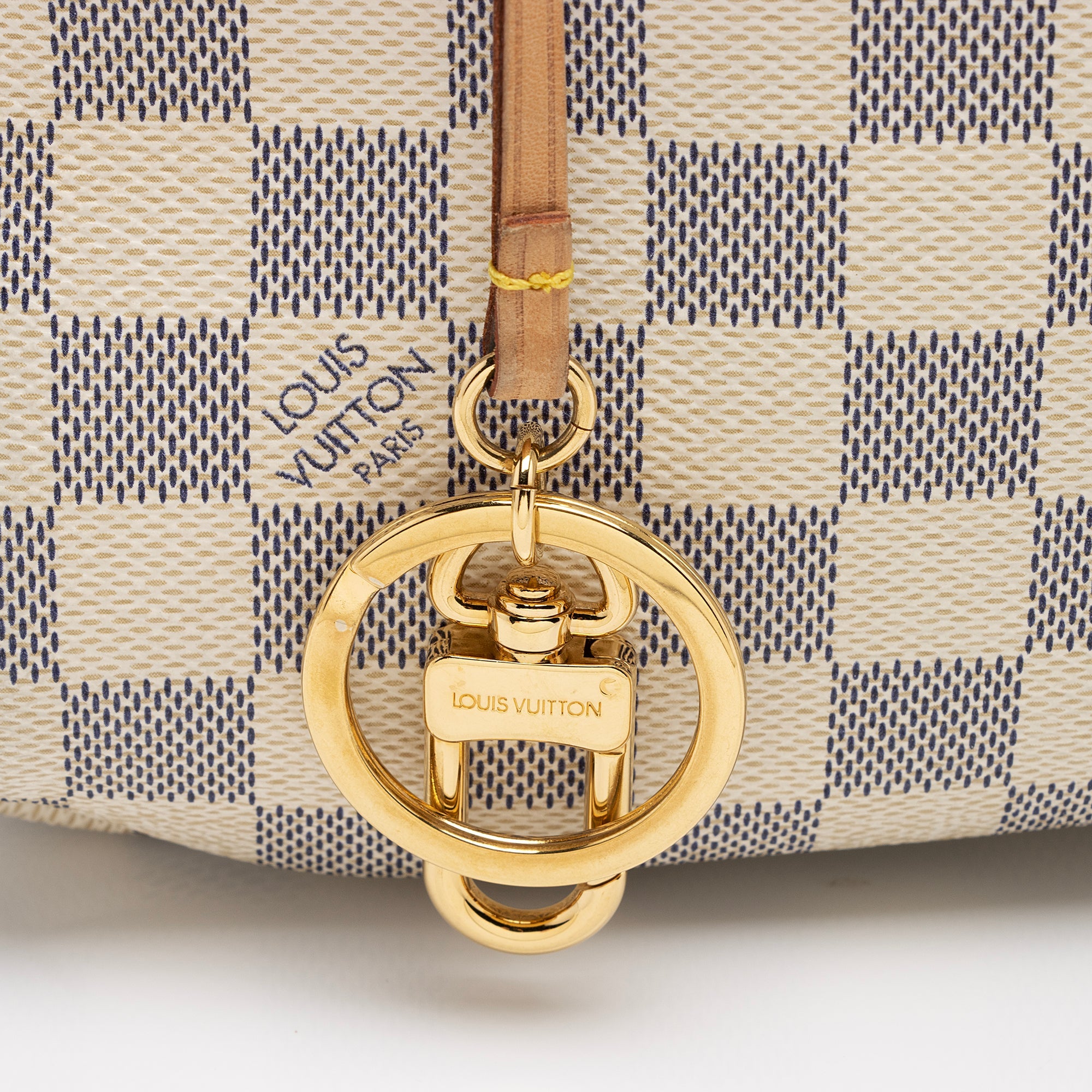 Louis Vuitton Damier Azur Artsy MM Shoulder Bag (SHF-e4MqKD)