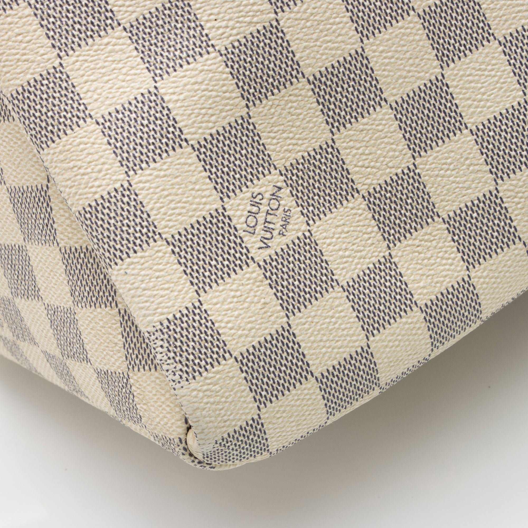 Louis Vuitton Damier Azur Artsy MM Shoulder Bag (SHF-A8ts8C)