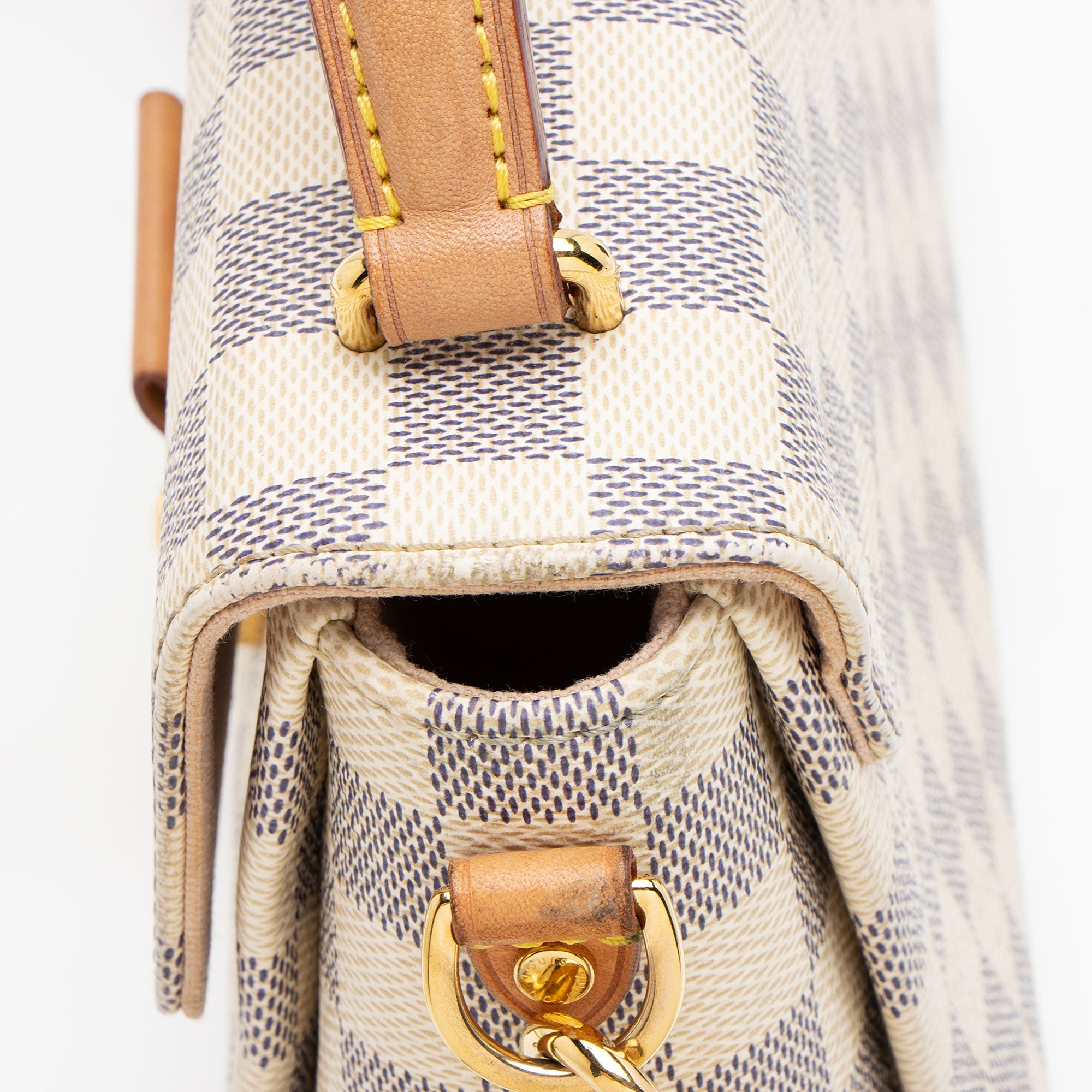 Louis Vuitton Damier Azur Croisette Shoulder Bag (SHF-LgQ1VD)
