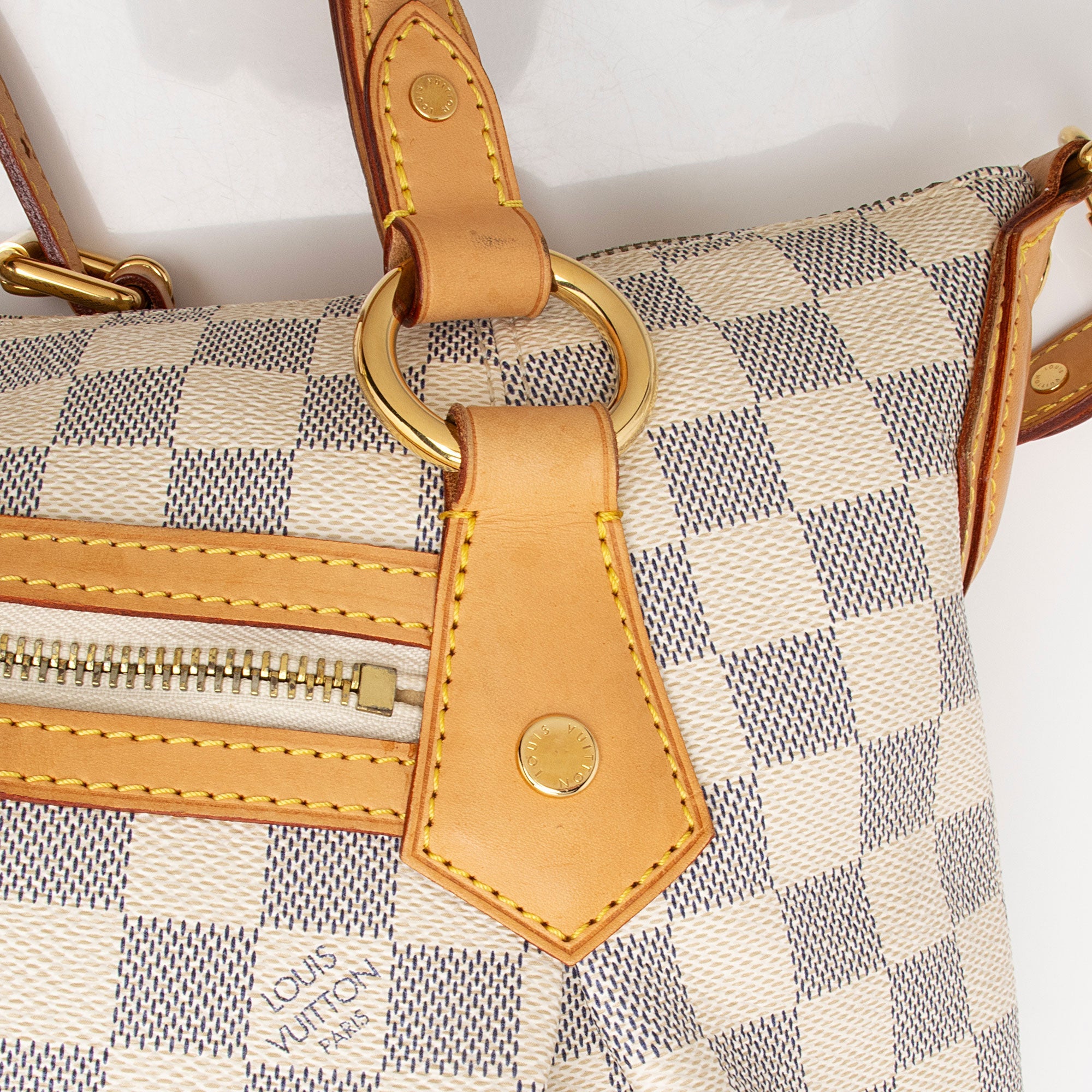 Louis Vuitton Damier Azur Evora MM Tote (SHF-tvwu8e)