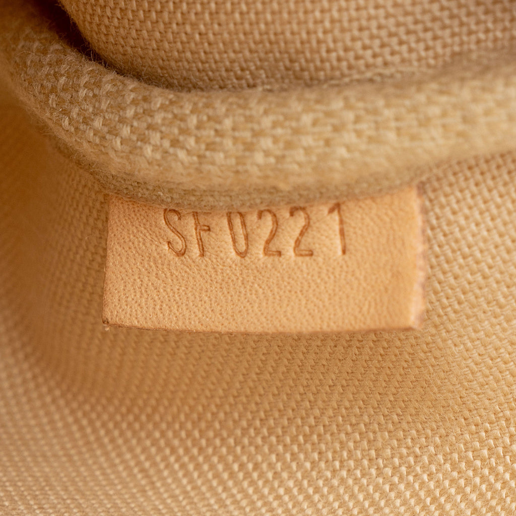 Louis Vuitton Damier Azur Mini Pochette Accessoires (SHF-25E6wg)