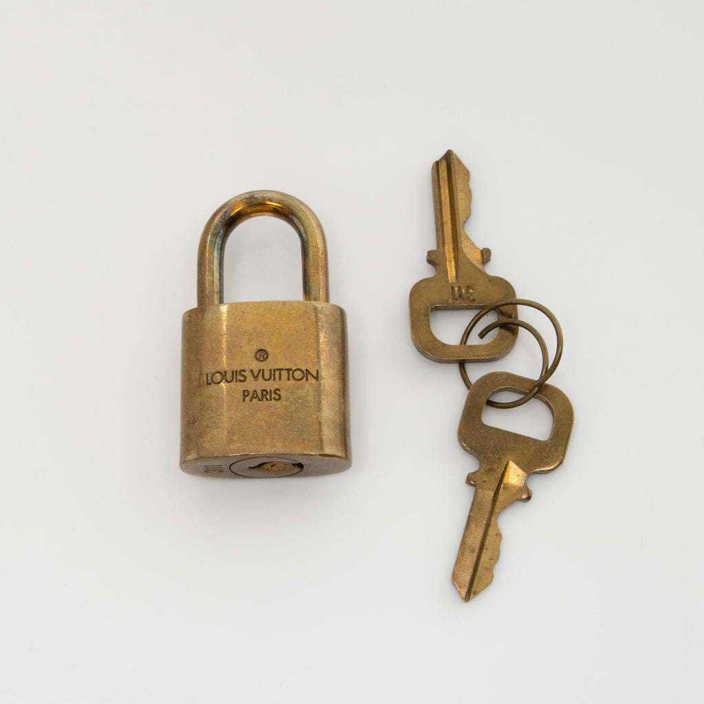 Louis Vuitton Damier Azur Speedy 35 Satchel (SHF-LBu6mk)