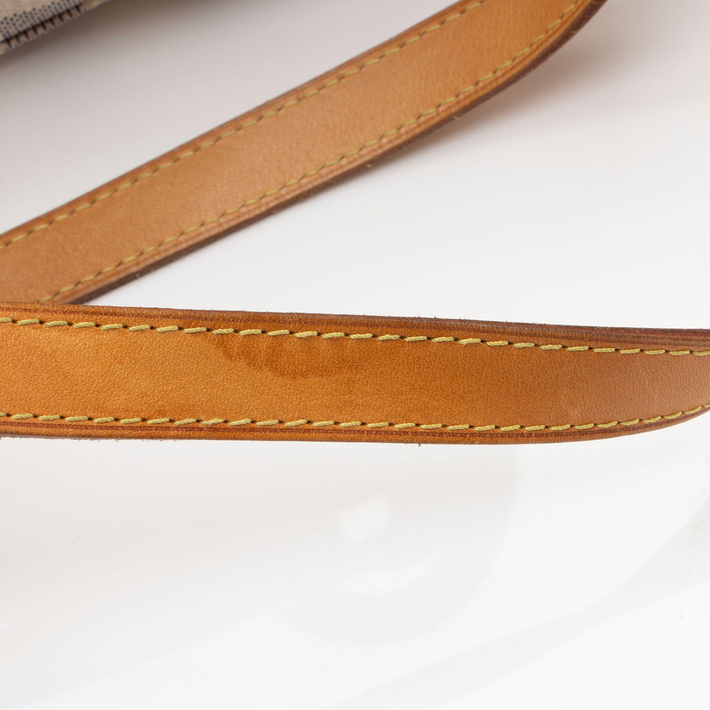 Louis Vuitton Damier Azur Sperone Backpack (SHF-x7ZaCT)