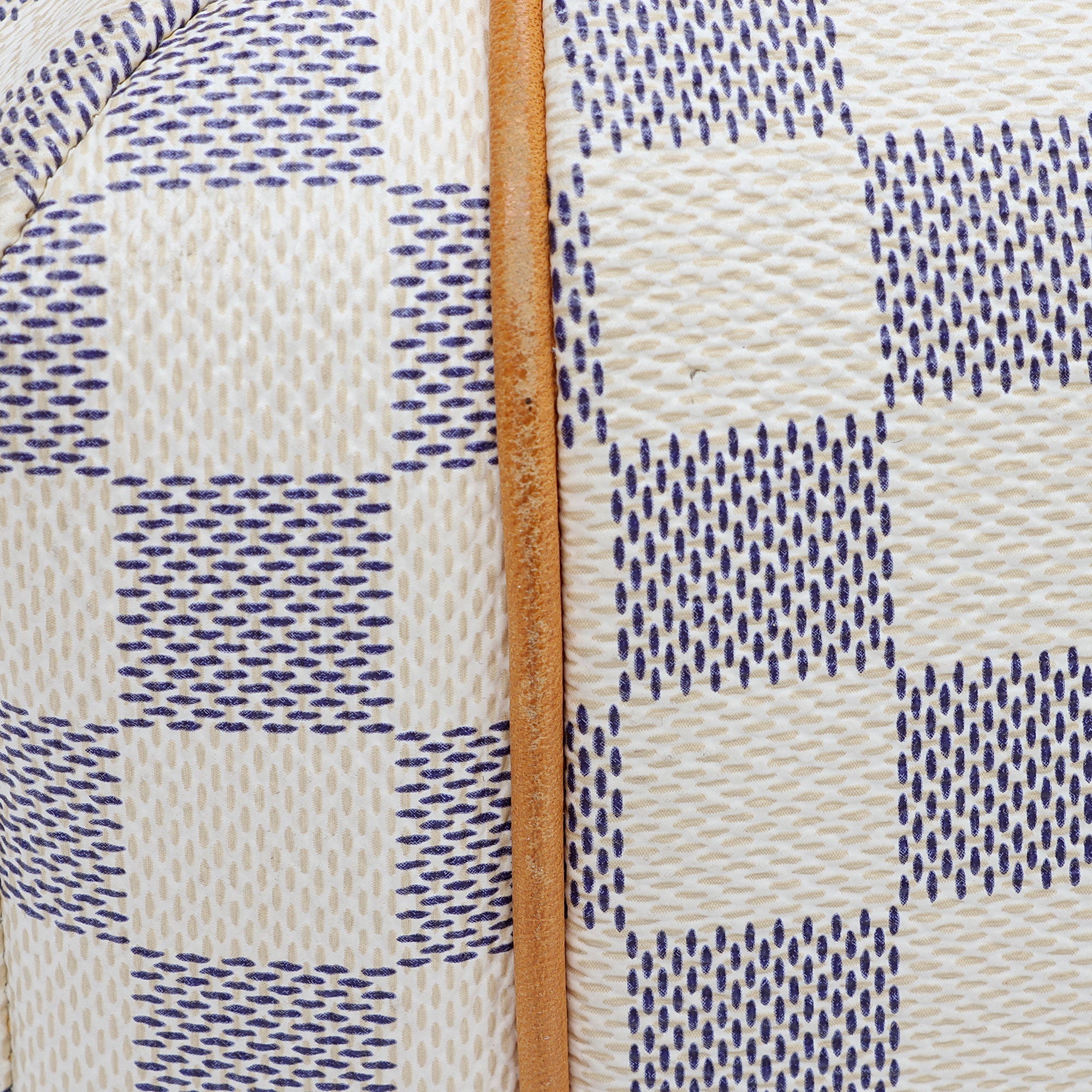 Louis Vuitton Damier Azur Totally MM Tote (SHF-ULoSV5)