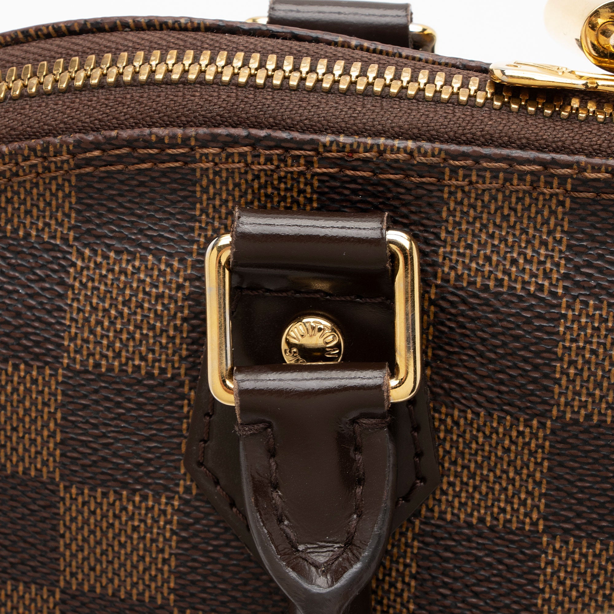 Louis Vuitton Damier Ebene Alma MM Satchel (SHF-x7hOgn)