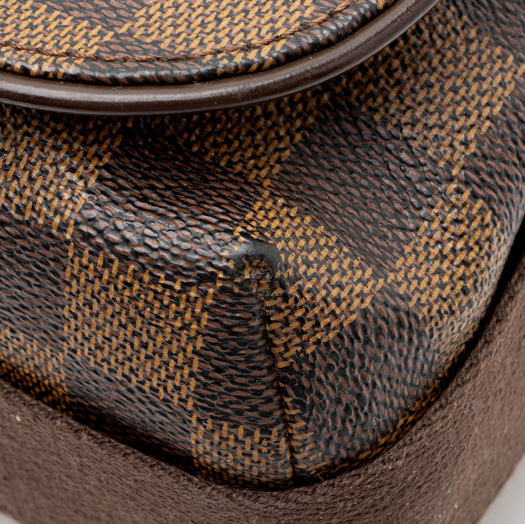 Louis Vuitton Damier Ebene Brooklyn MM Messenger
