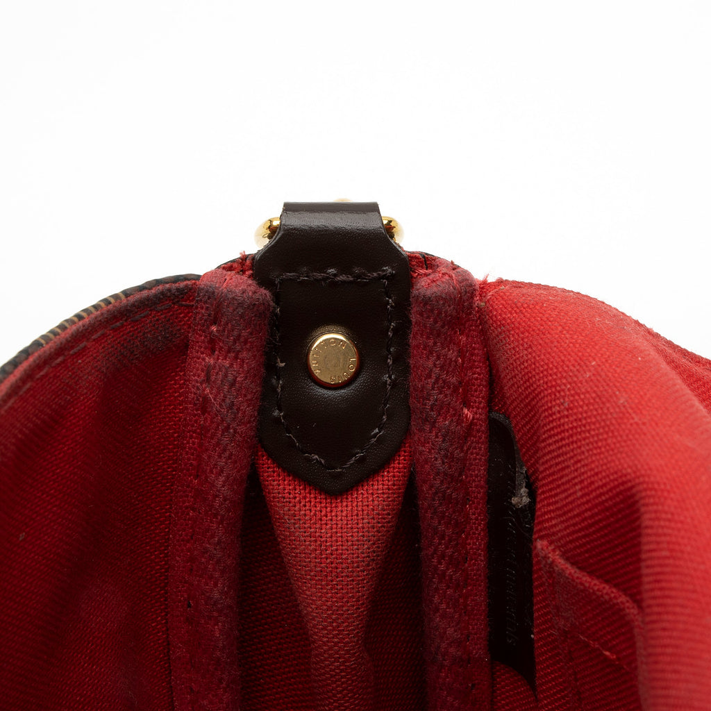 Louis Vuitton Damier Ebene Favorite PM Shoulder Bag (SHF-23449)