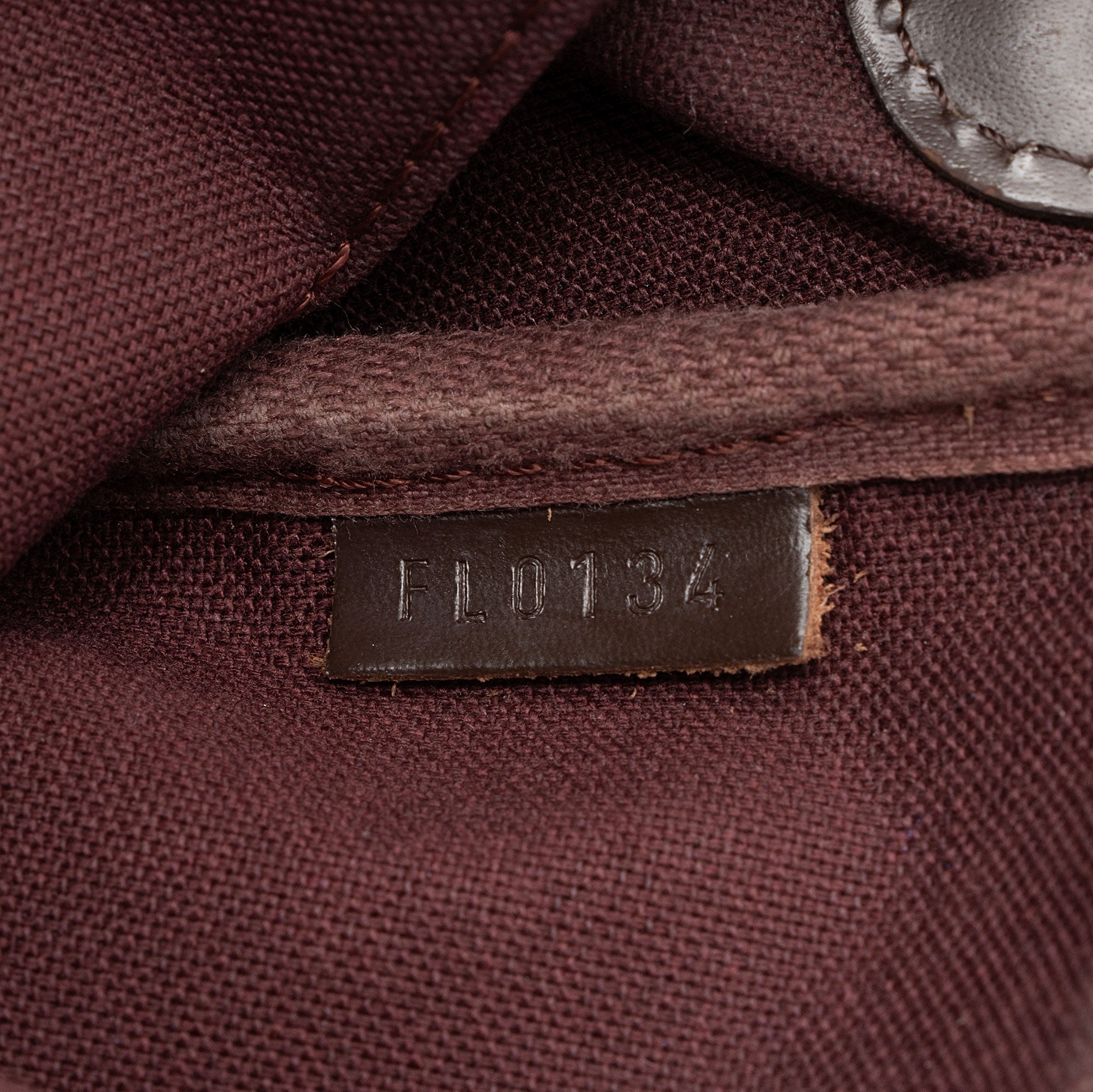 Louis Vuitton Damier Ebene Favorite PM Shoulder Bag (SHF-jGHVW8)